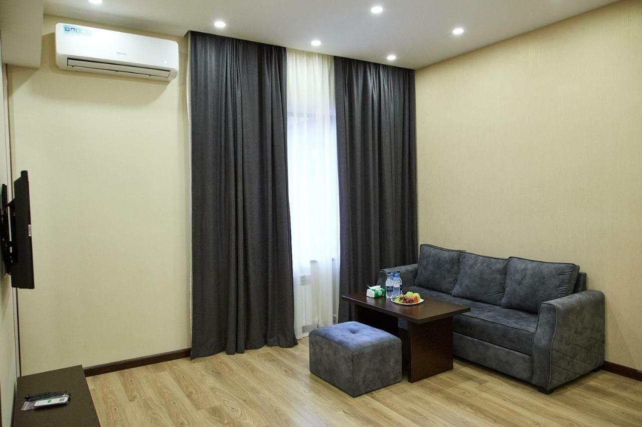 Residence North Avenue Teryan 8. 14 3 エレバン エクステリア 写真